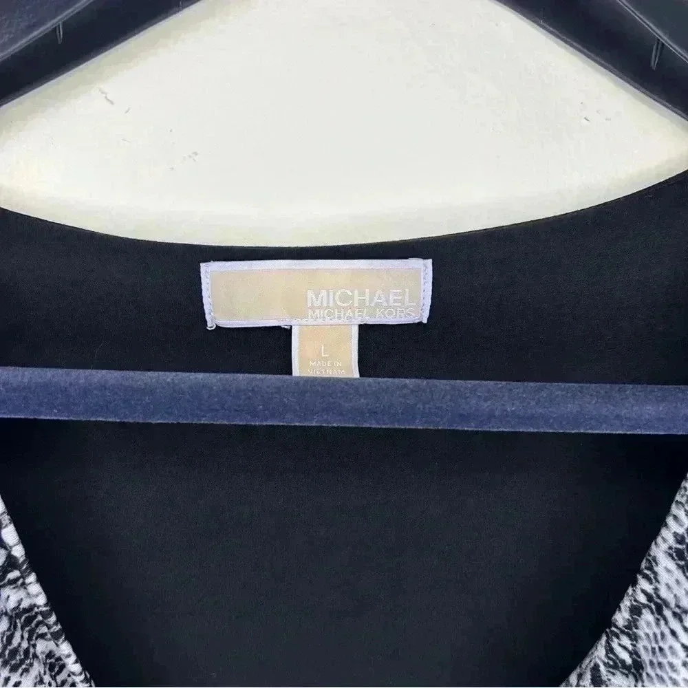 Michael Kors or flaws print